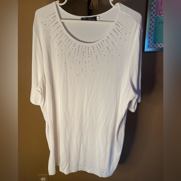 3/12 🌺 Travel Elegance women’s tunic with silver &gold stud design size XL cream - Picture 1 of 6